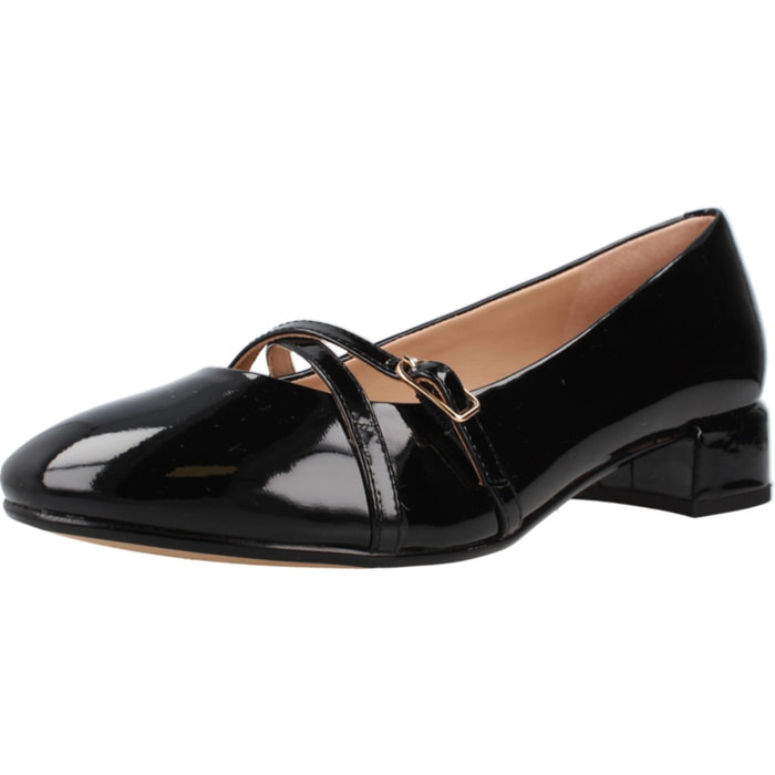 Bailarinas Mujer de la marca GEOX  modelo D56WMA 00066 NEGRO