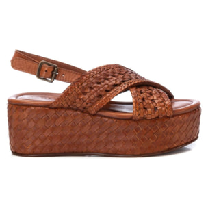 Sandalia de piel camel