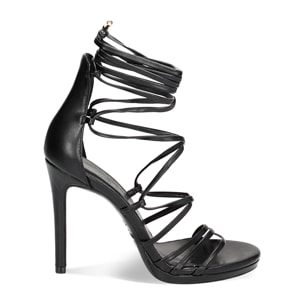 Sandalias con tacón negras
