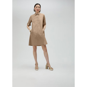 Vestito dettaglio strass sulle maniche