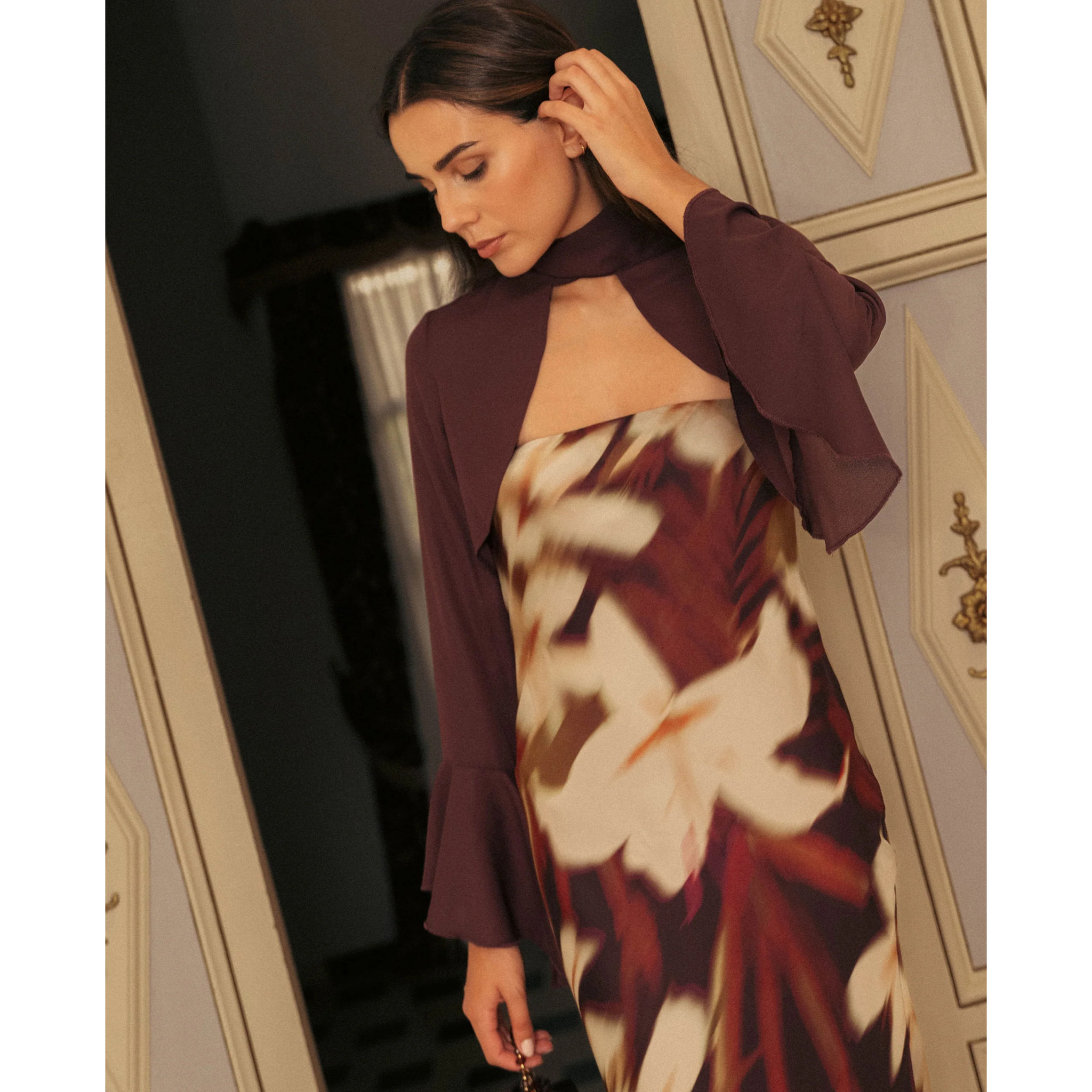 Chaqueta corta con mangas de gasa de mujer