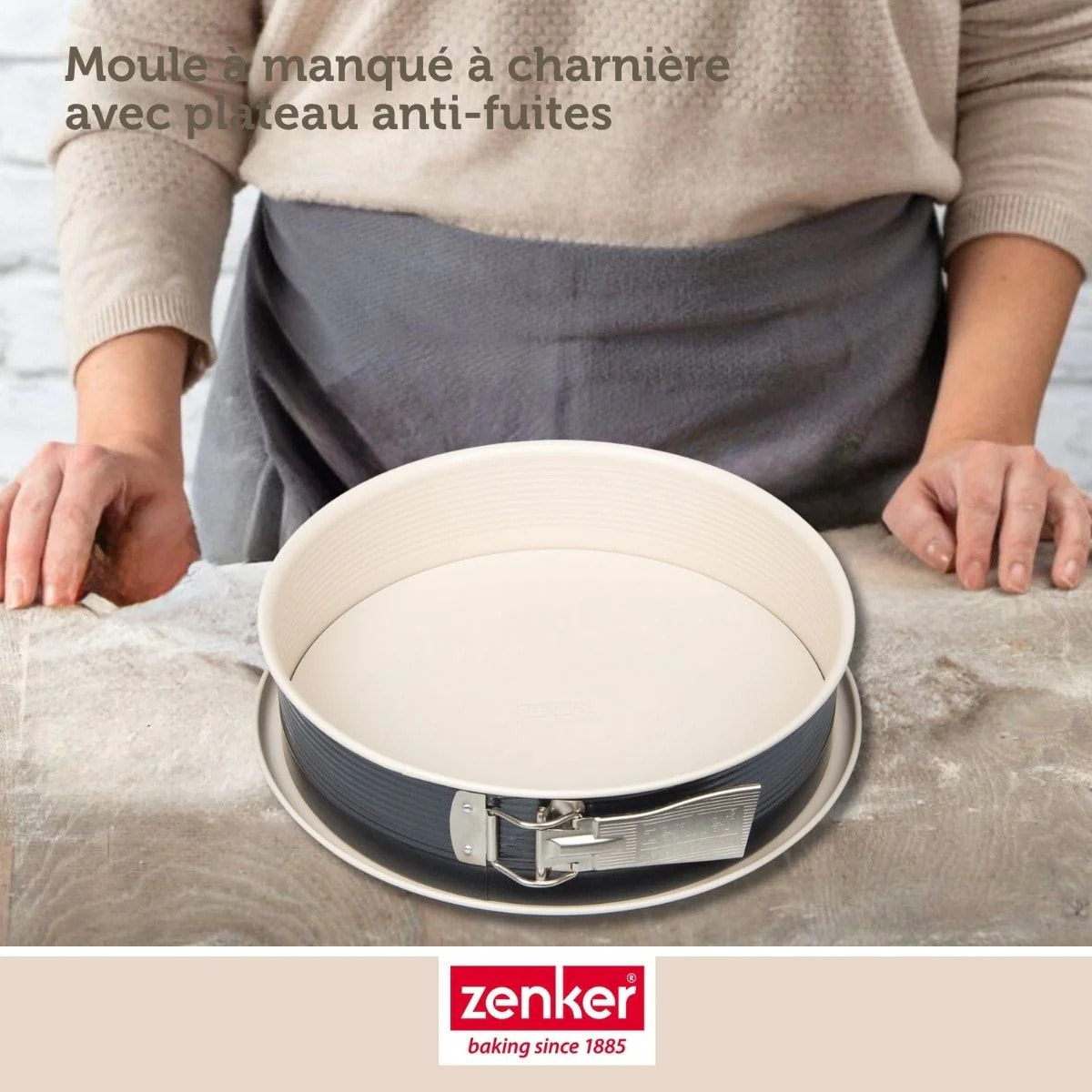 Set pâtisserie avec moule à manqué 27 cm, 2 bols à mixer et 1 spatule Zenker