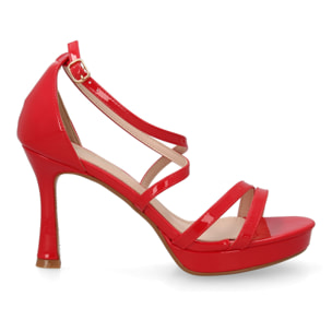 Sandalia tacón fino tiras onduladas para mujer.