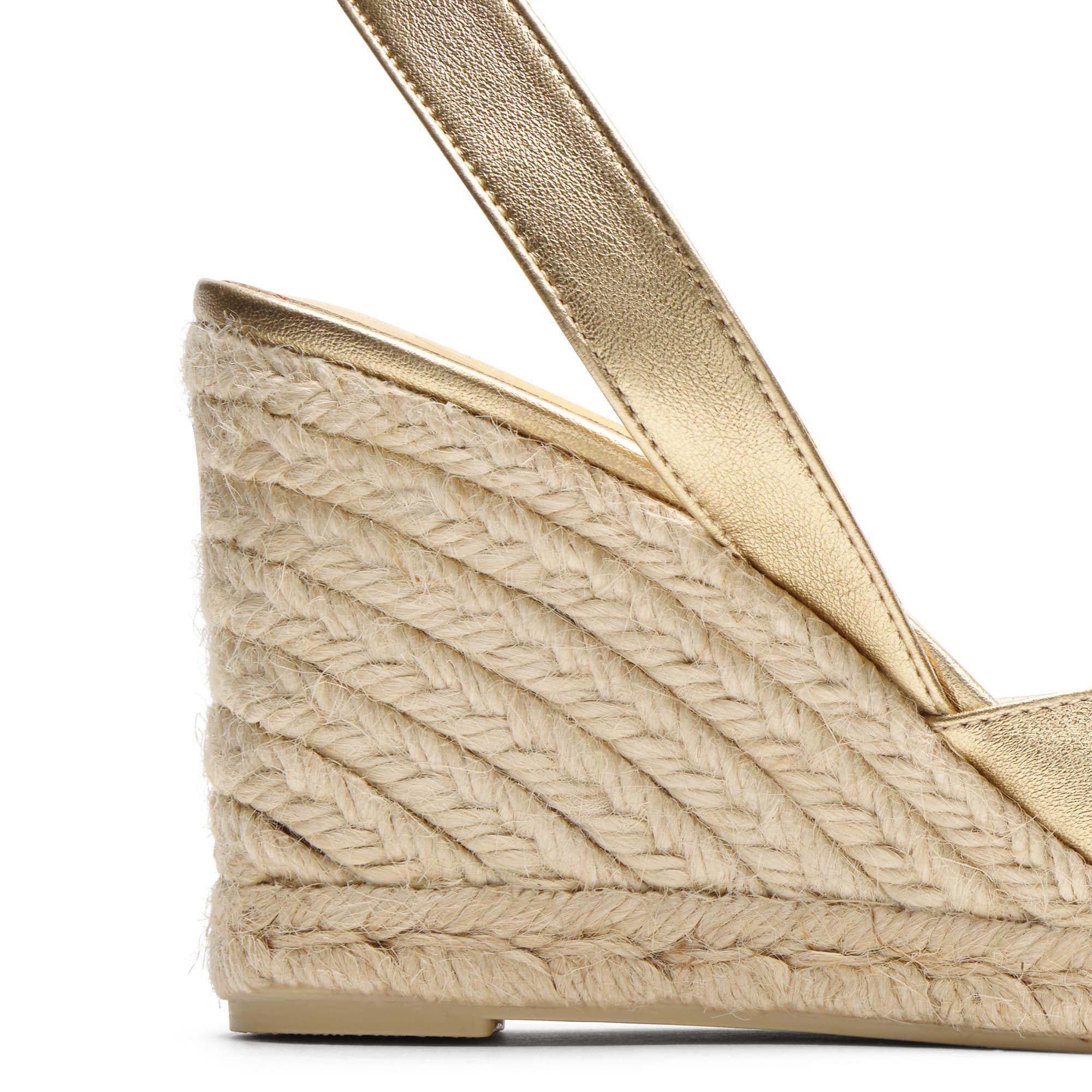 Alpargatas de cuña de mujer Carissa en piel metalizada, abertura en la parte posterior del talón