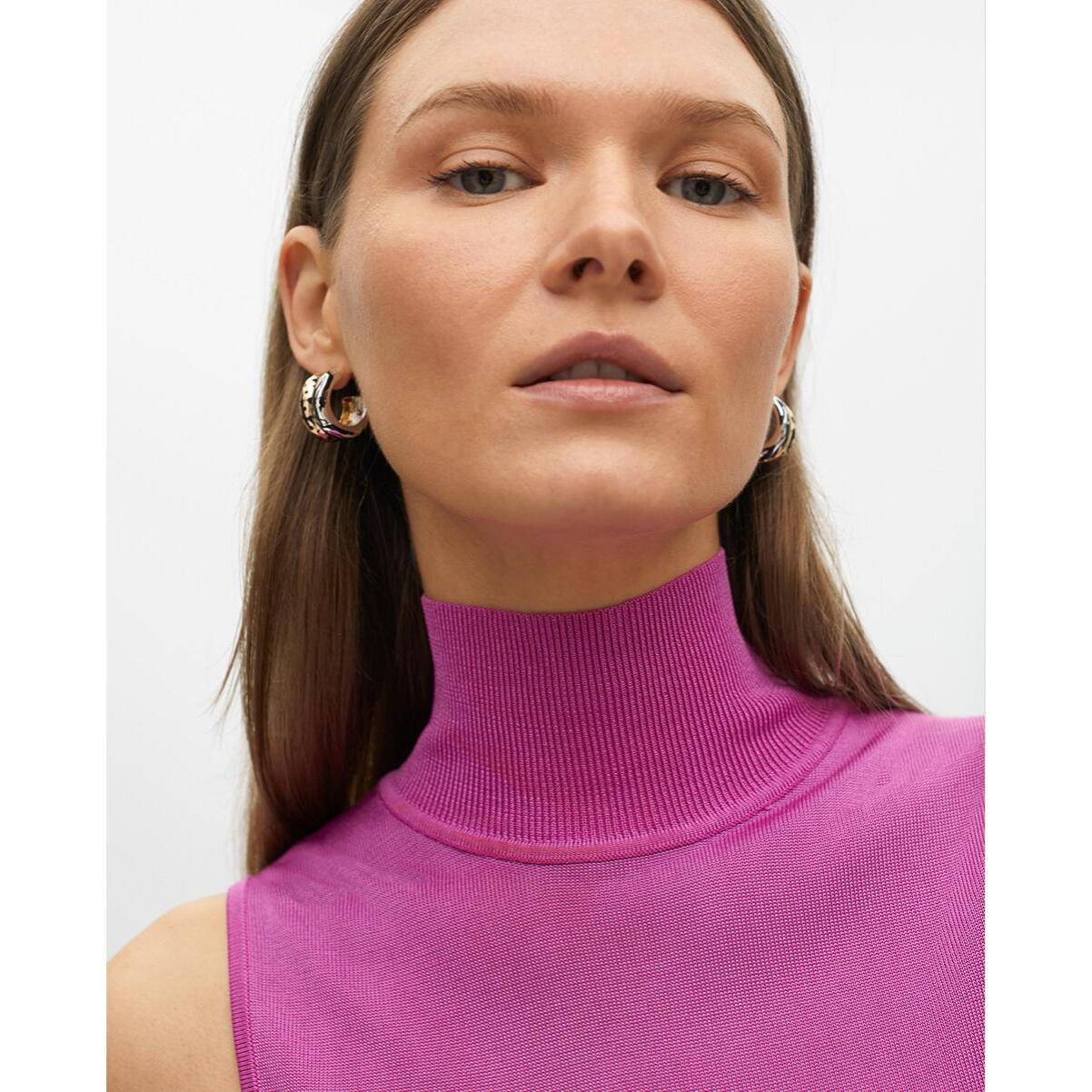 Top senza maniche collo alto in maglia