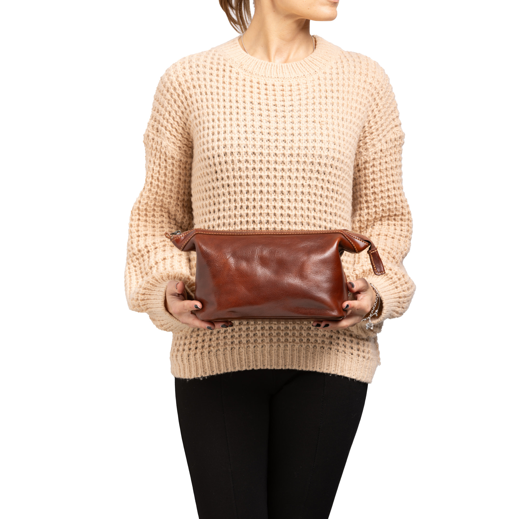 Pochette  unisex In Vera pelle Made in Italy 18x23x12 cm