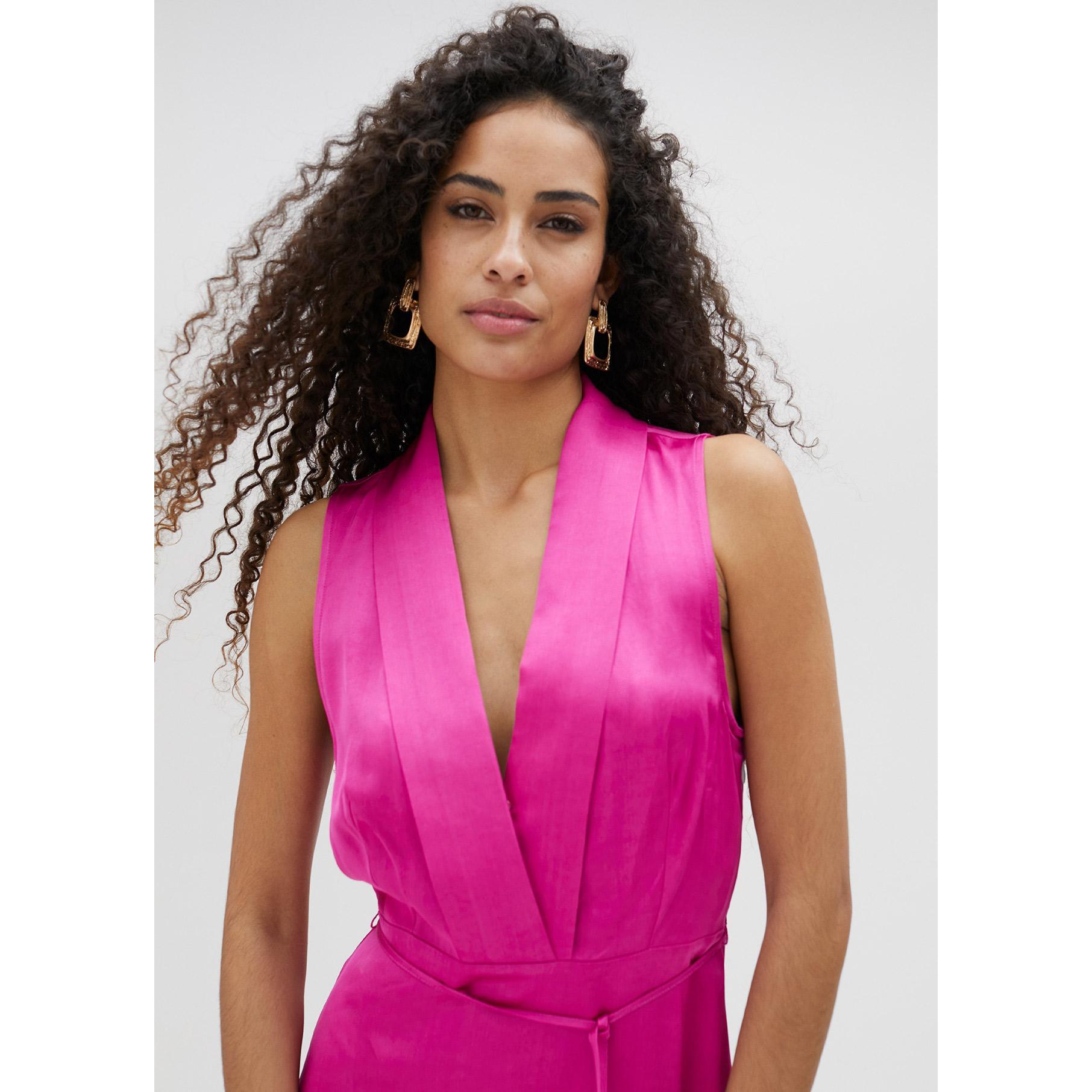 Abito midi con scollo a V