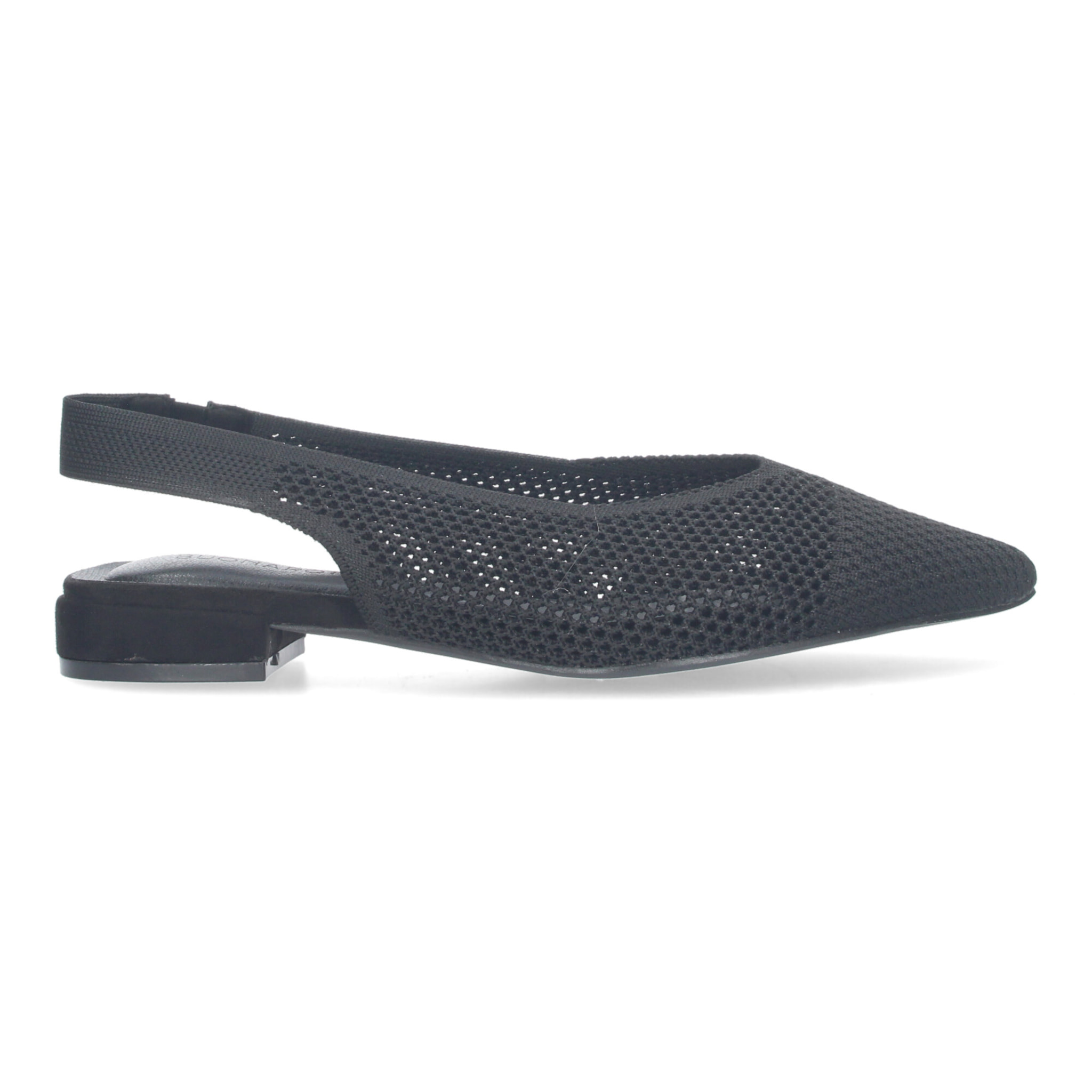 Zapato de salón de mujer elegante plano, destalonado.