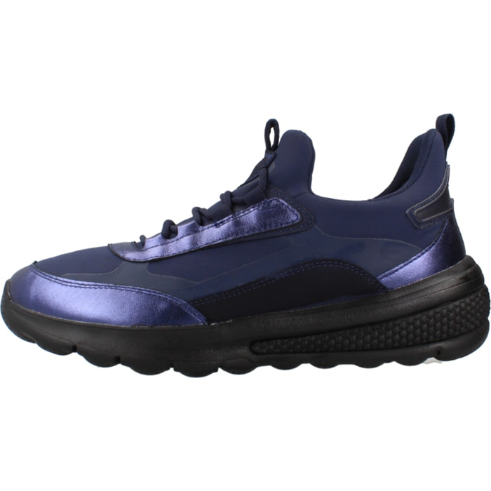 Sneakers de  Mujer de la marca GEOX  modelo 142376 VIOLETA