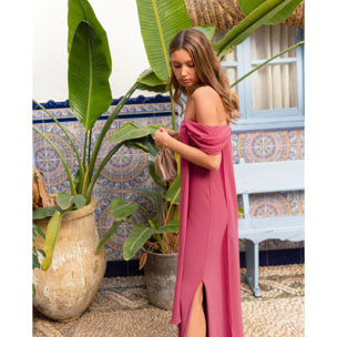 Vestido escote bardot con capa