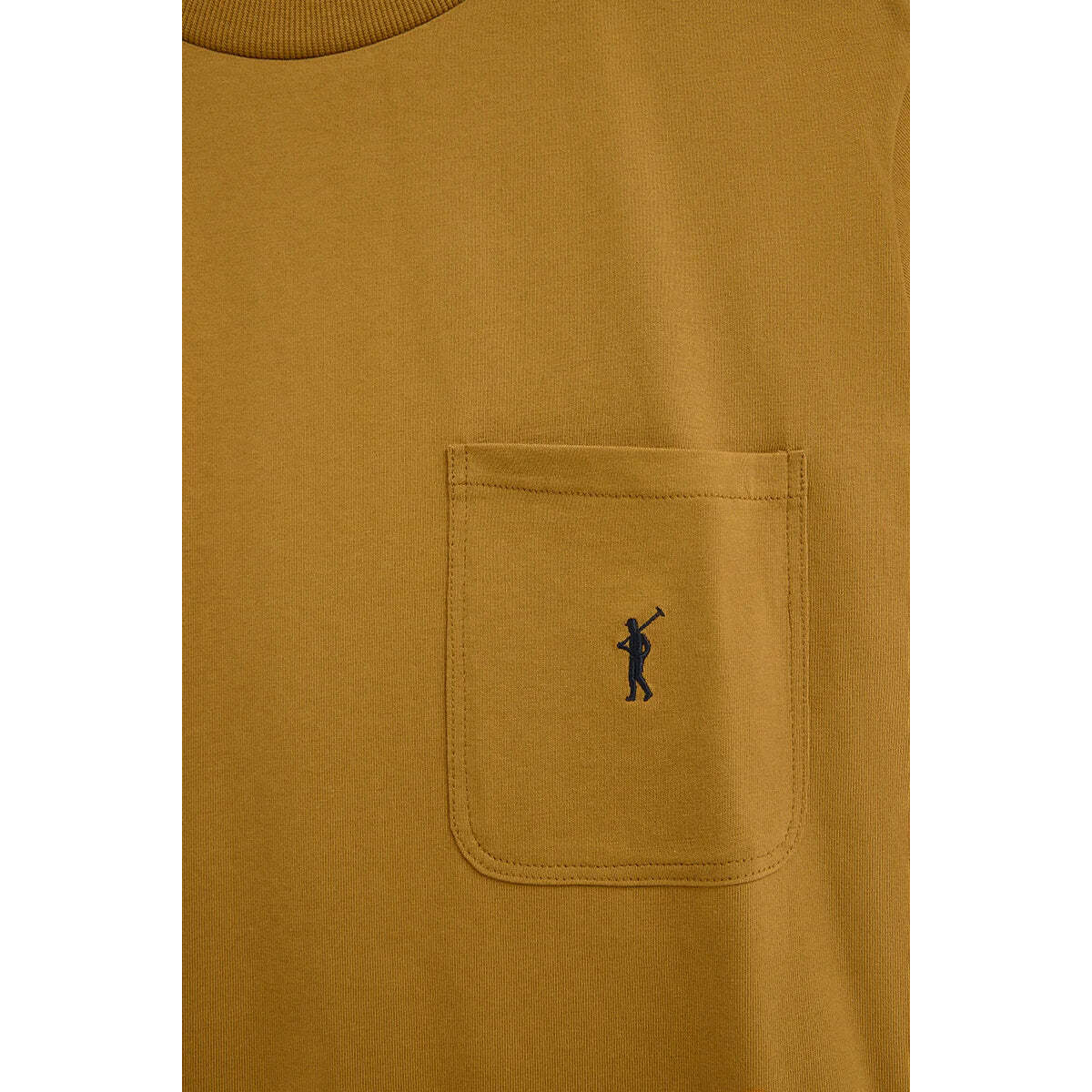 Camiseta color mostaza con bolsillo y logo Rigby Go