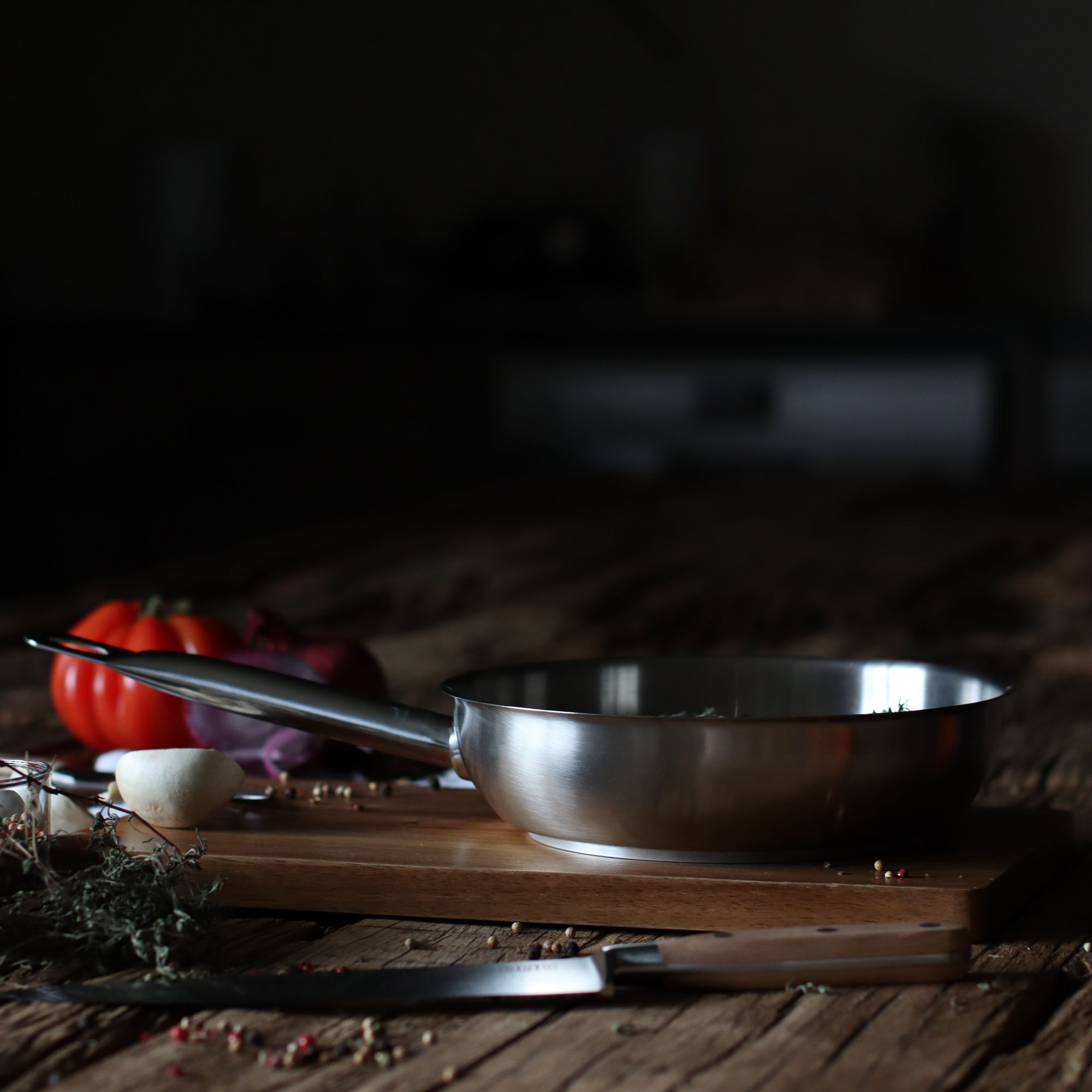 Poêle professionnelle en acier inoxydable 28cm - tous feux PROFESSIONNEL