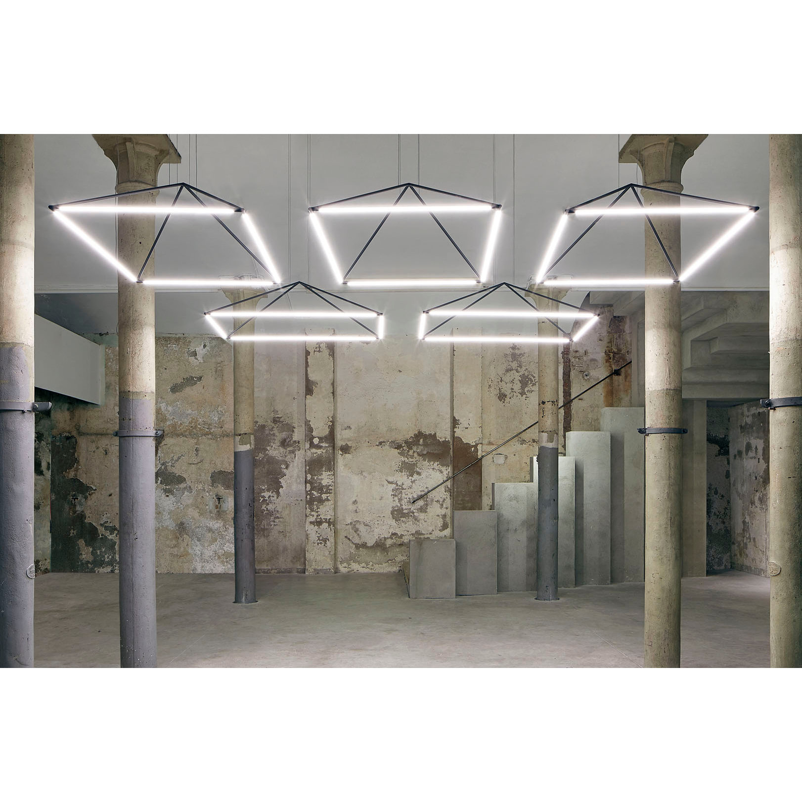 LEDS C4 Colgante Tubs 900mm LED 41 Blanco cálido - 3000K ON-OFF Negro 1791lm