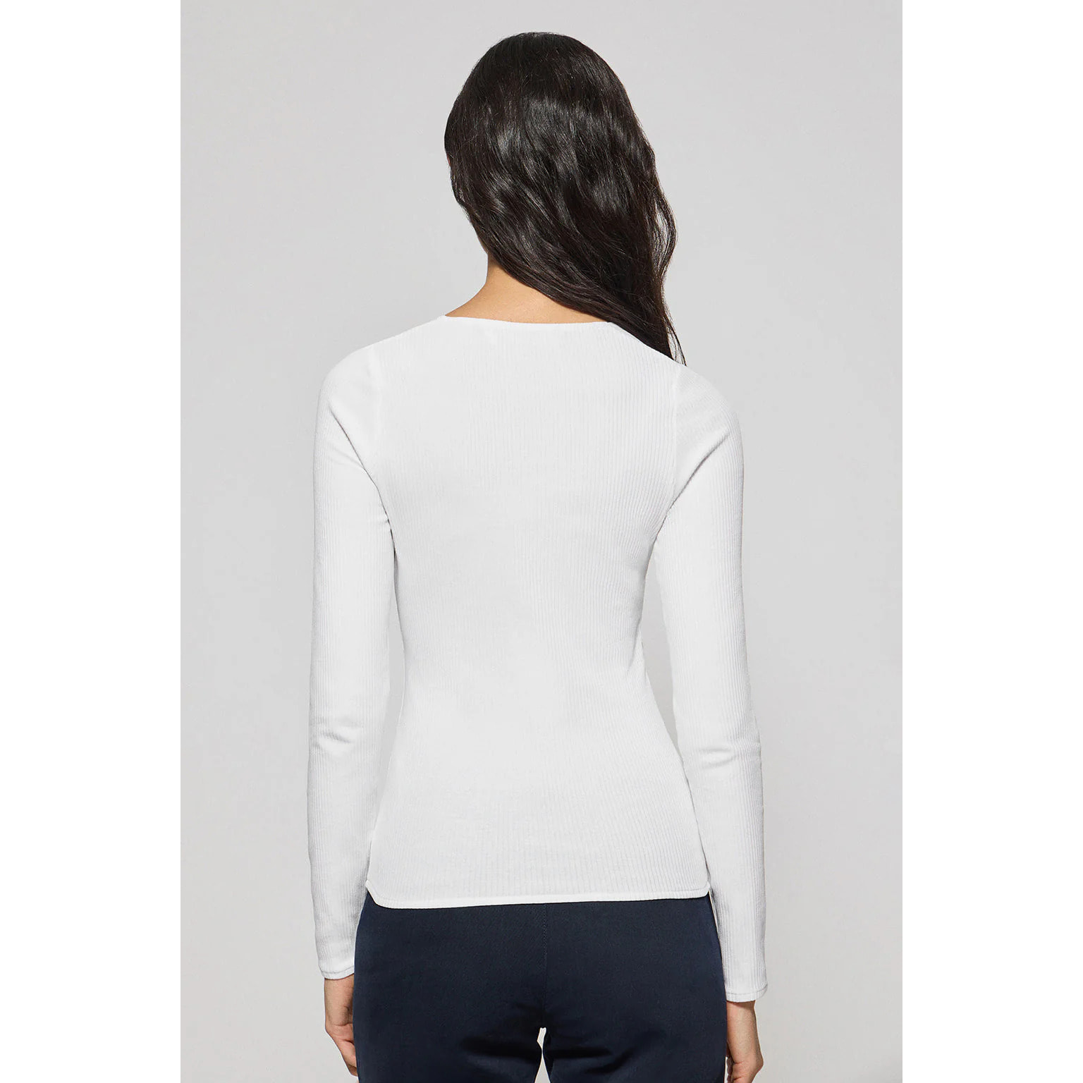 Camiseta blanca Penelope con detalle de botón nacarado Polo Club