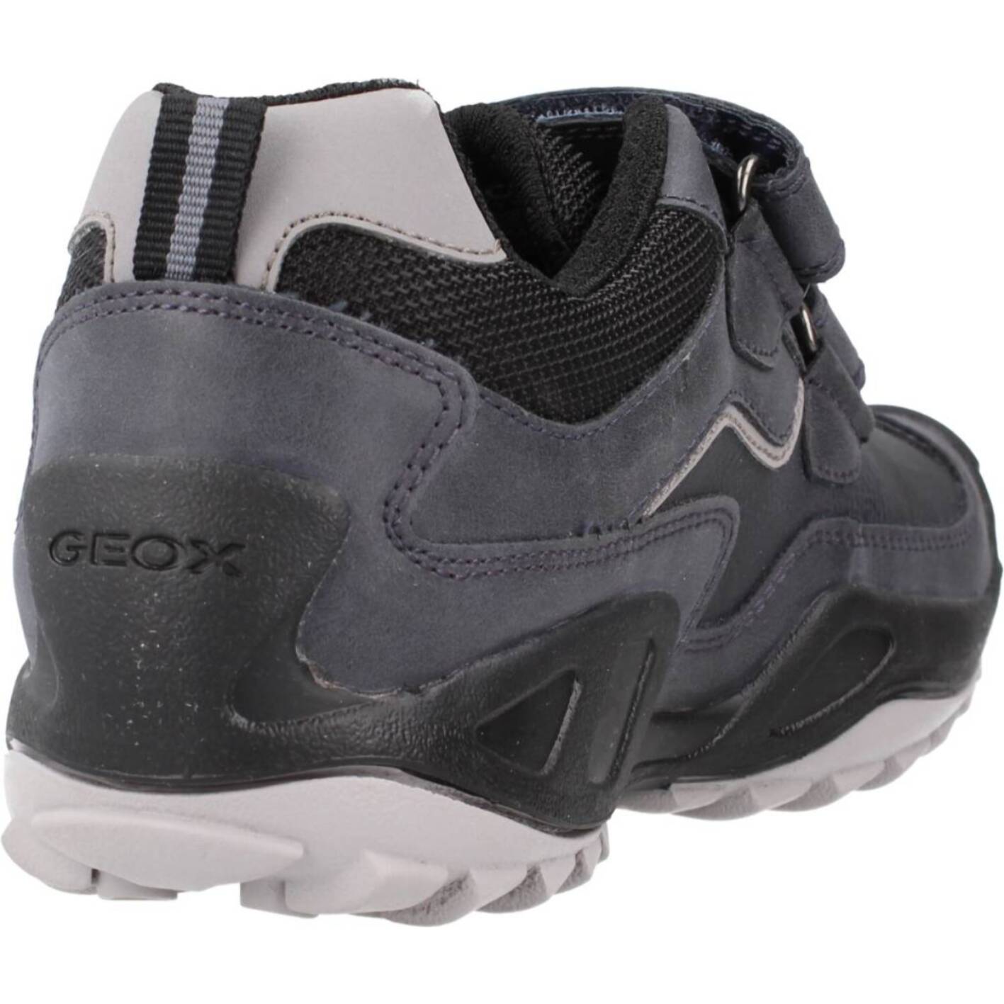 Zapatillas Niño de la marca GEOX  modelo J NEW SAVAGE BOY A NEGRO
