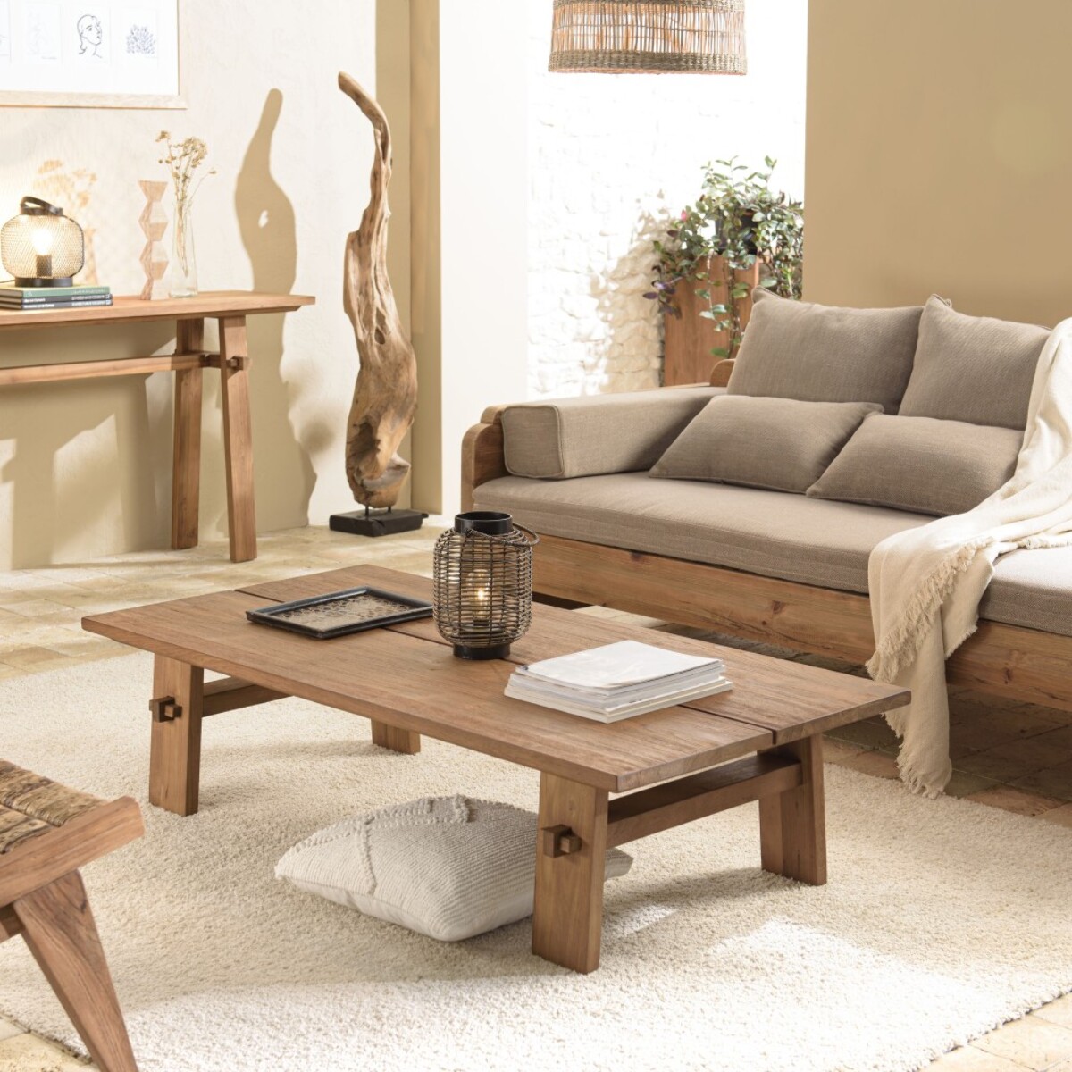 SIXTINE - Table basse rectangulaire 140x70cm en bois de teck recyclé