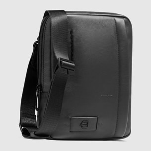 Piquadro Borsello piccolo in pelle porta iPad®mini, schermato con protezione RFID