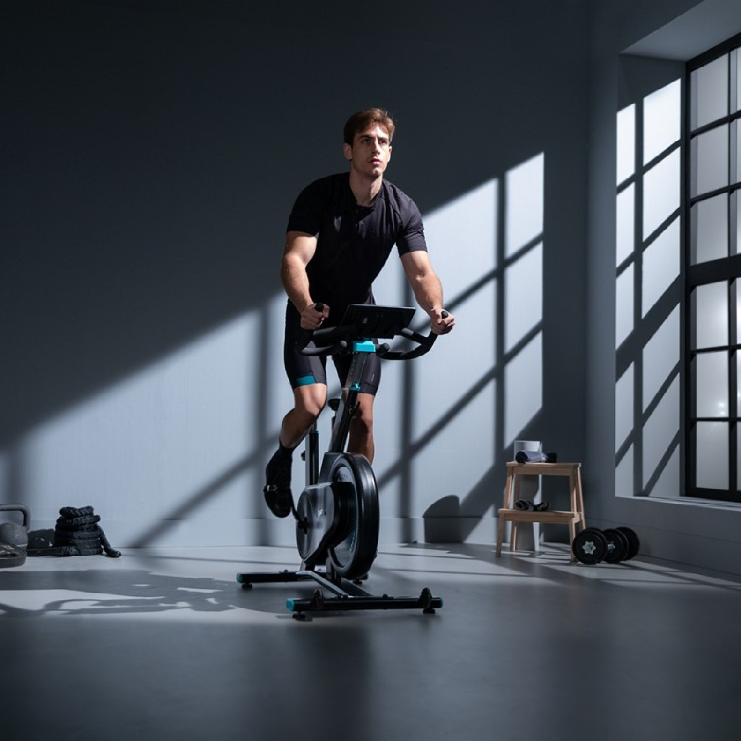 Cecotec Vélo d'appartement DrumFit Indoor 7000 Magno Connected