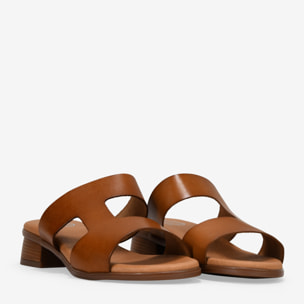 Sandalias de tacón cuero en piel