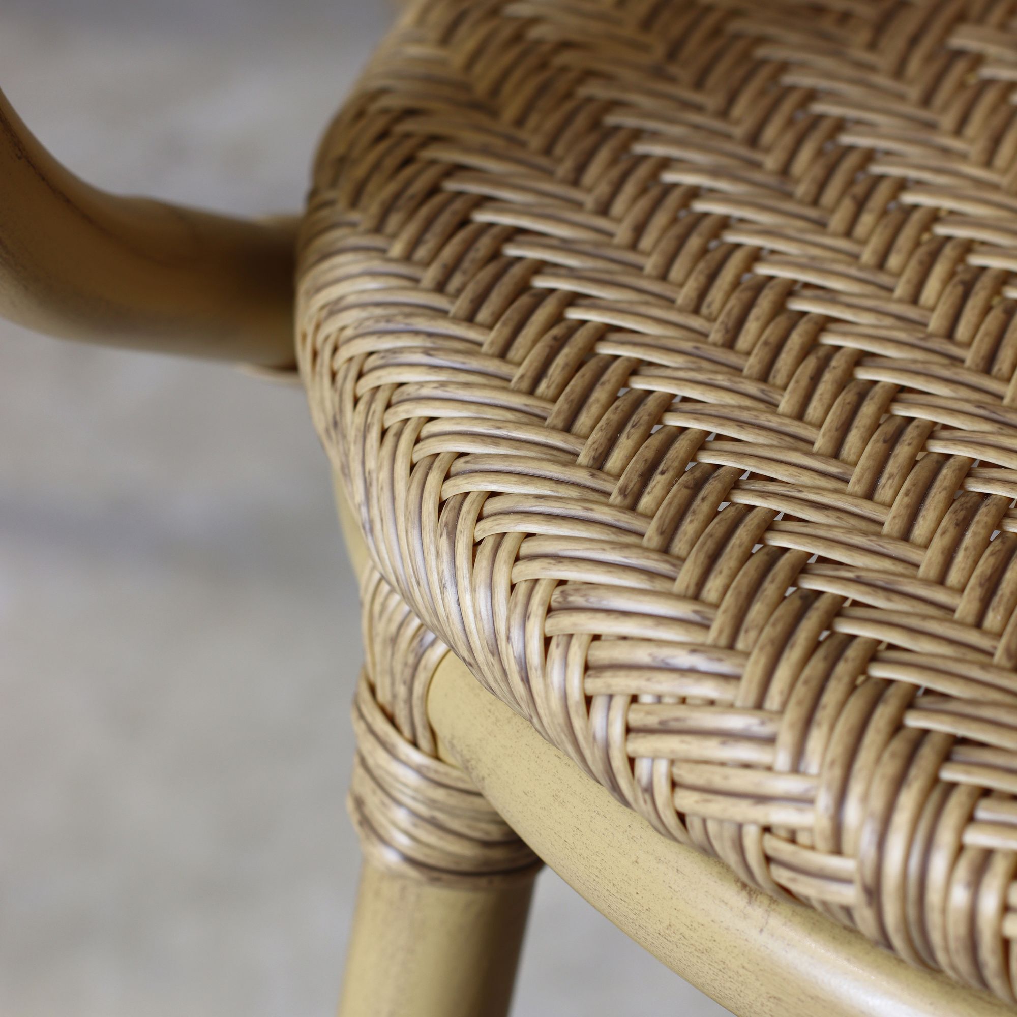 Lot de 2 fauteuils de table extérieur en rotin synthétique CAPRI