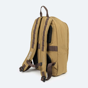 Mochila Sostenible de Doble Compartimento Mostaza TECA RECYCLED. BACKPACK.