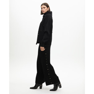 Pantaloni dritti con borchie laterali