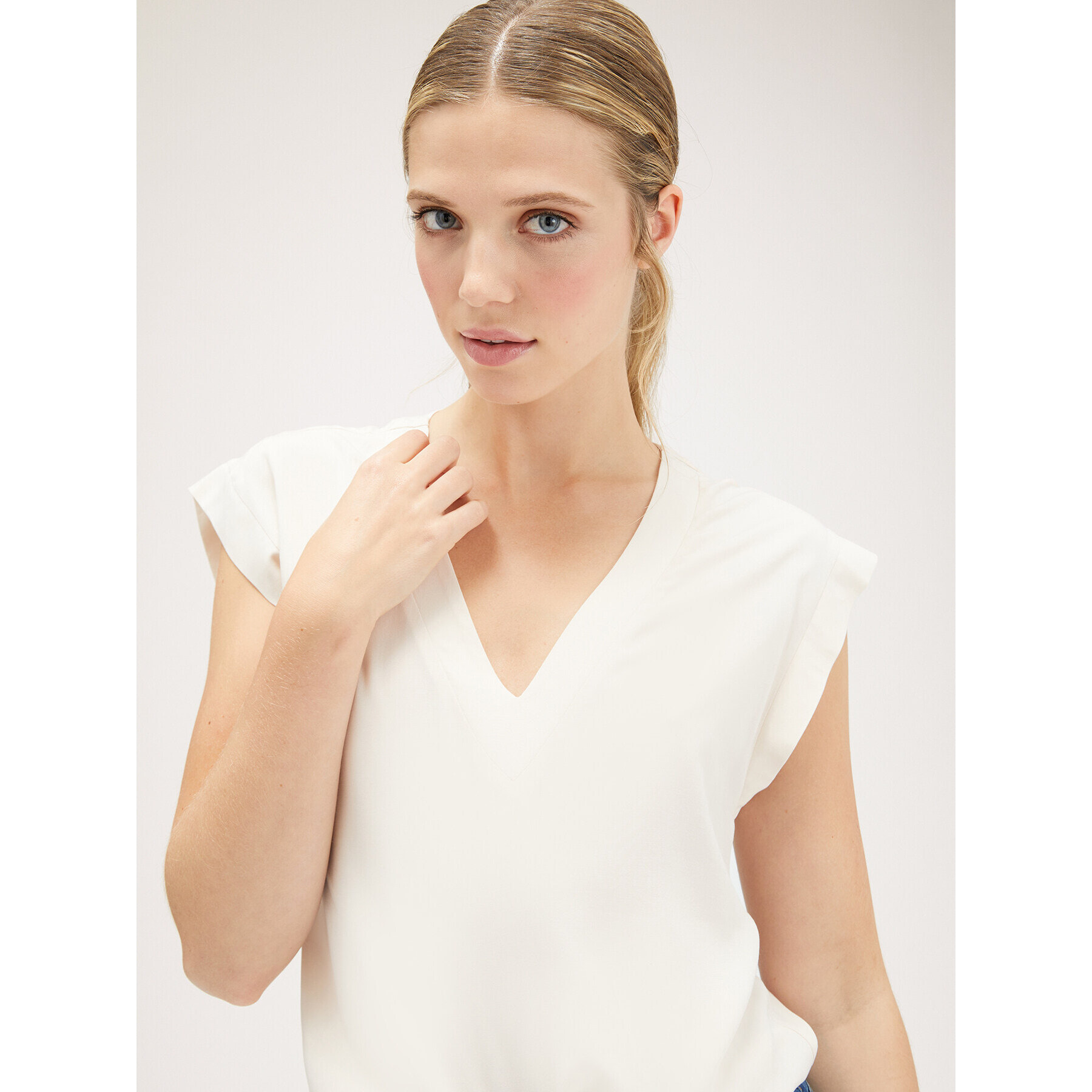 Motivi - Blusa scollo a v in viscosa - Bianco