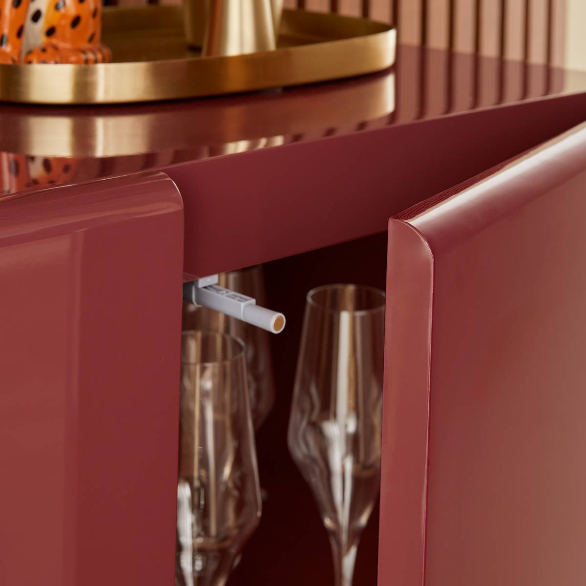 Buffet Douglas carré 80x80cm 2 portes rouge