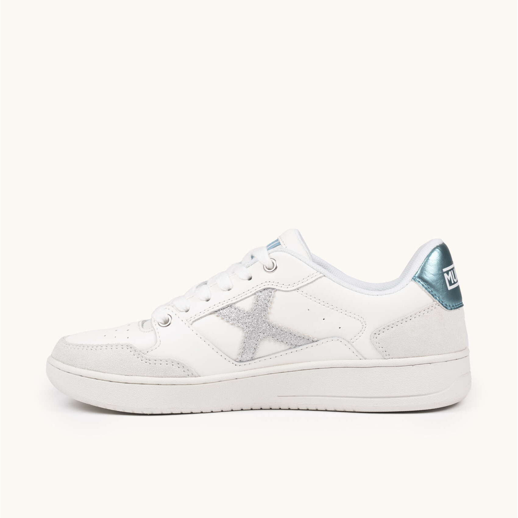 Zapatilla Deportiva Blanca con Glitter y Detalles Azules MUNICH LEGIT WMN 111