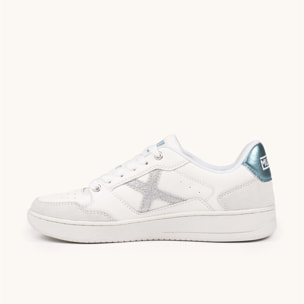 Zapatilla Deportiva Blanca con Glitter y Detalles Azules MUNICH LEGIT WMN 111