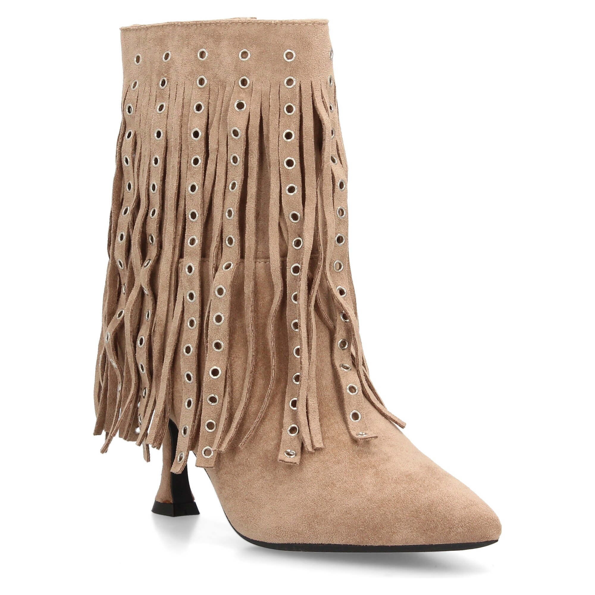 Botin de tacon flecos y tachuelas metalicas