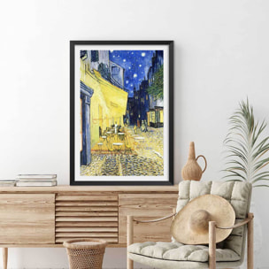 Affiche Le Café Arles par Vincent van Gogh Affiche + cadre en bois - Noir