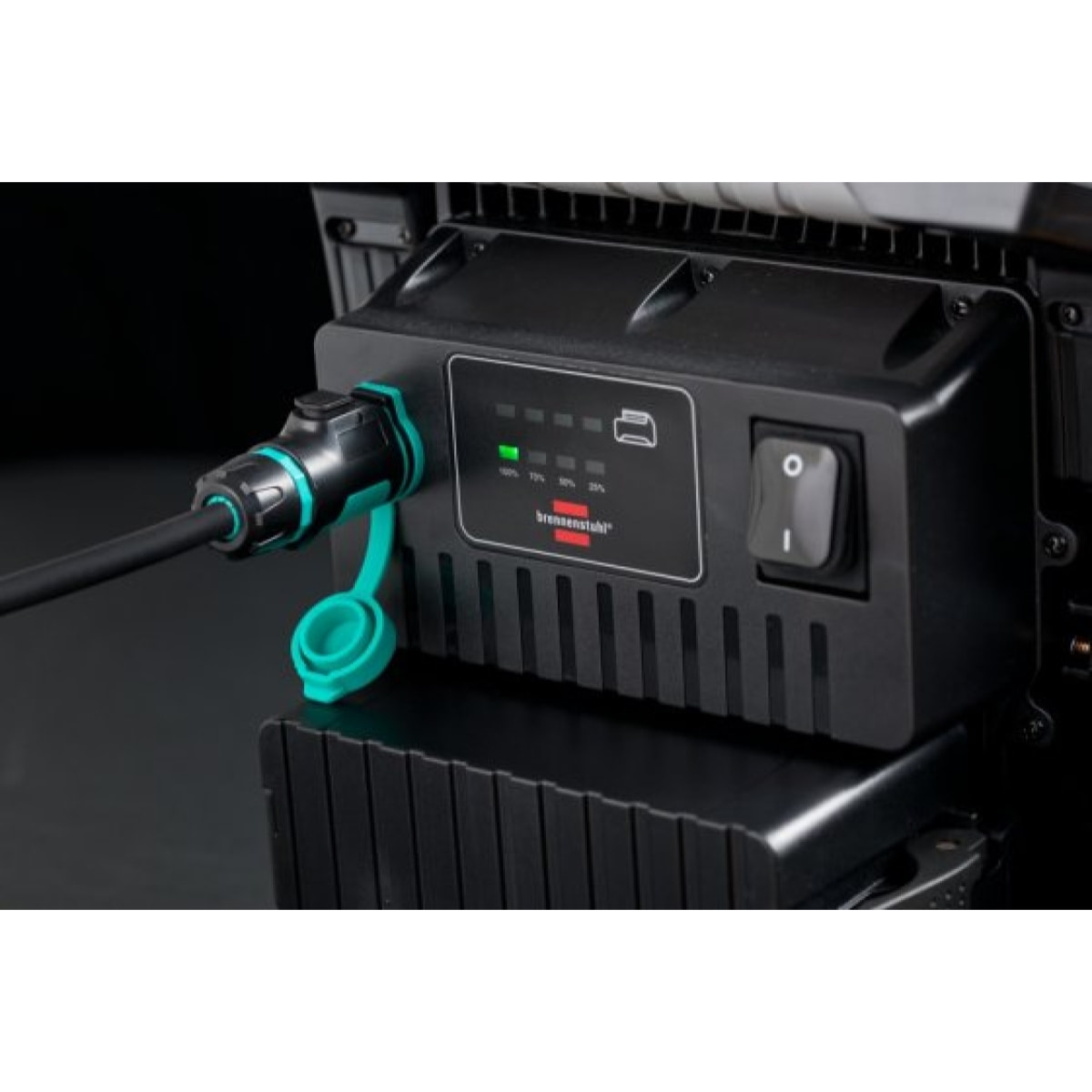 Projecteur LED Multi 6050MH hybride rechargeable - BRENNENSTUHL - compatible autres batteries - 1173140600
