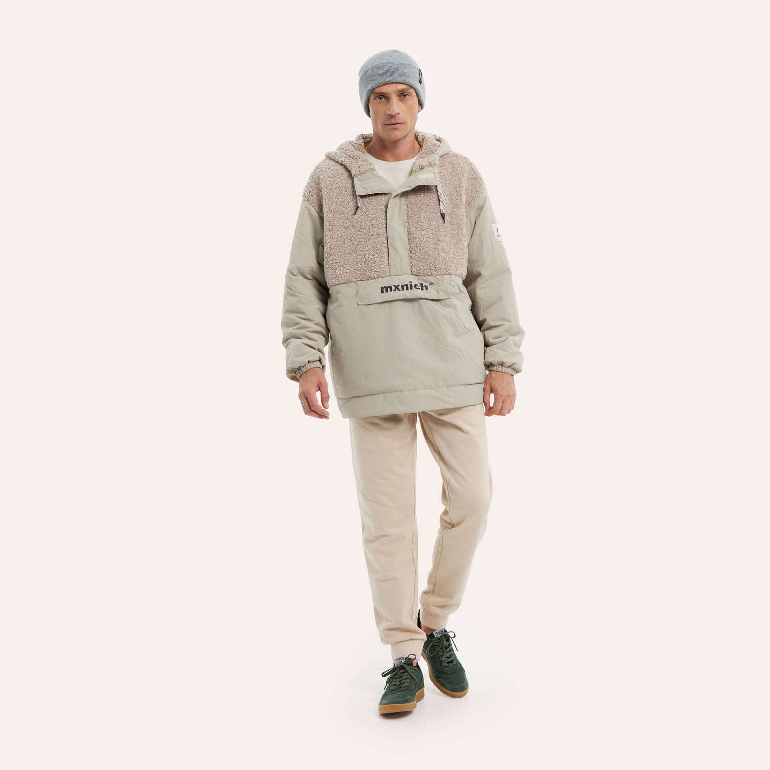 Cortavientos MUNICH shelter streetwear de nylon camel