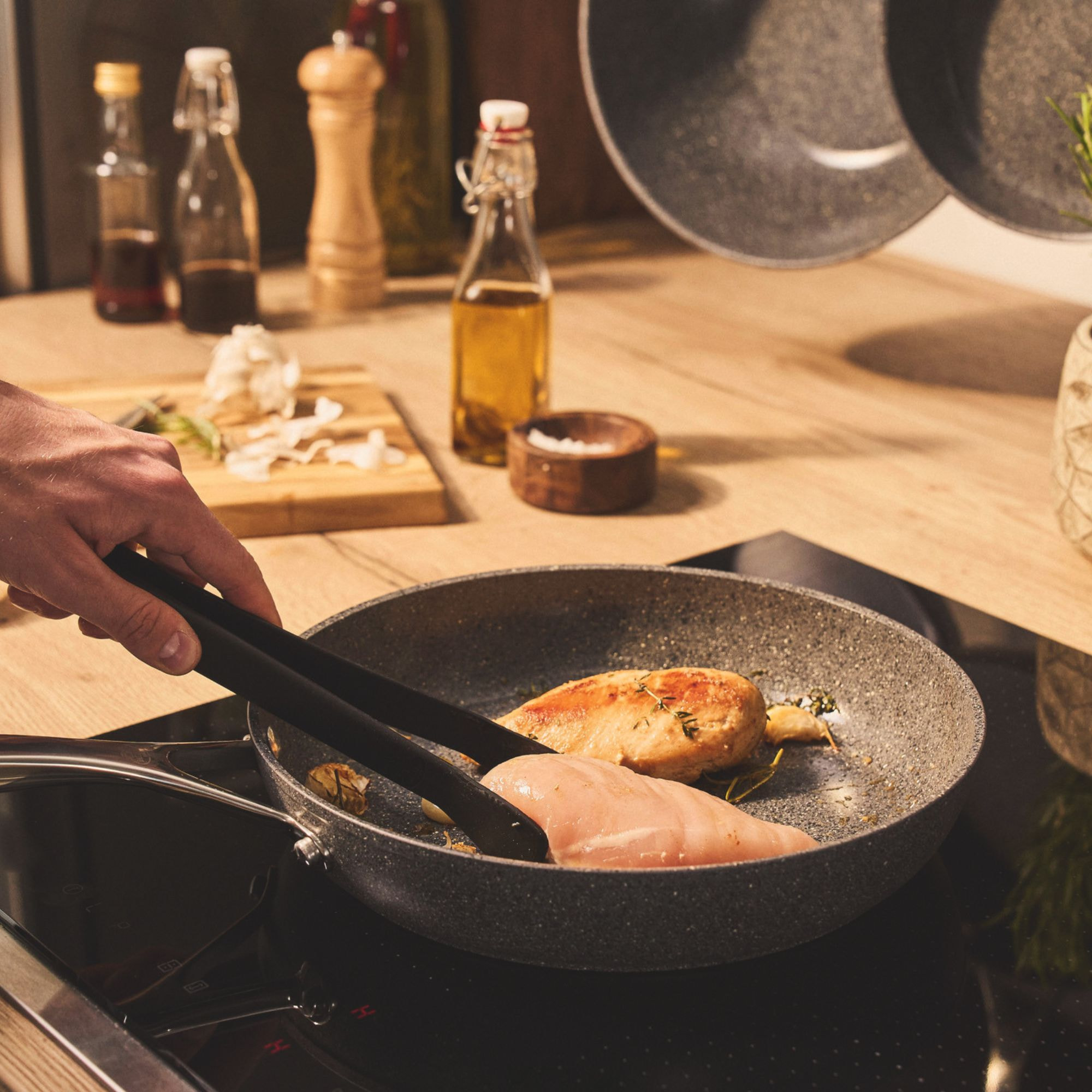 Poêle, 32 cm, Aluminium, Revêtement antiadhésif en céramique renforcée en titane