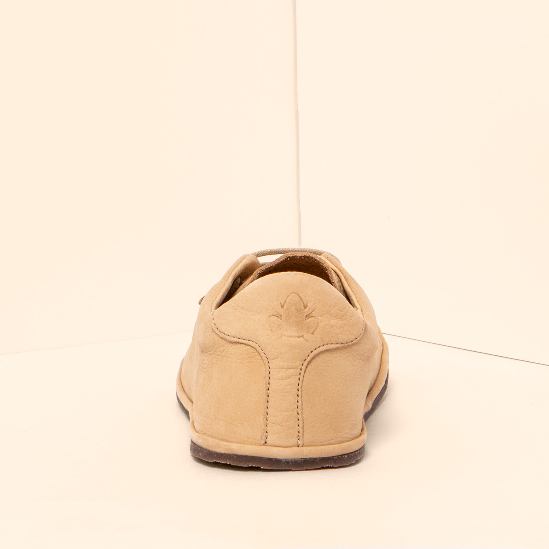 Zapatos N5671 NOBUCK LAVADO CREAM/ BARE color Cream