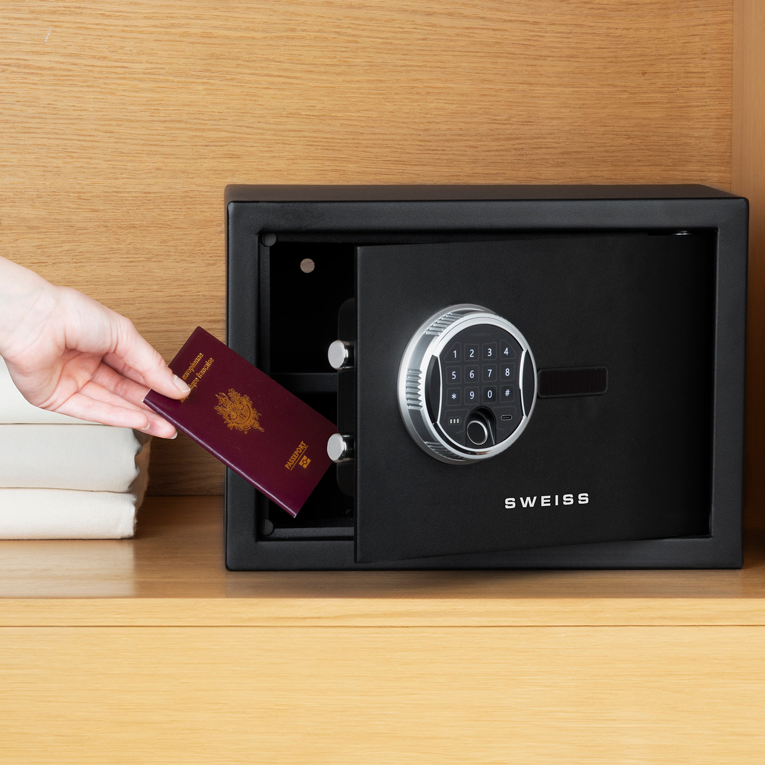 Caja fuerte digital SWEISS SXT6820 – 8L