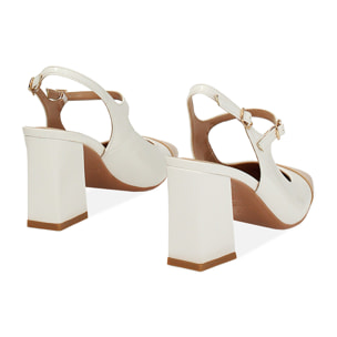 Décolleté slingback donna bianche-camel in vernice, tacco largo 7,5 cm