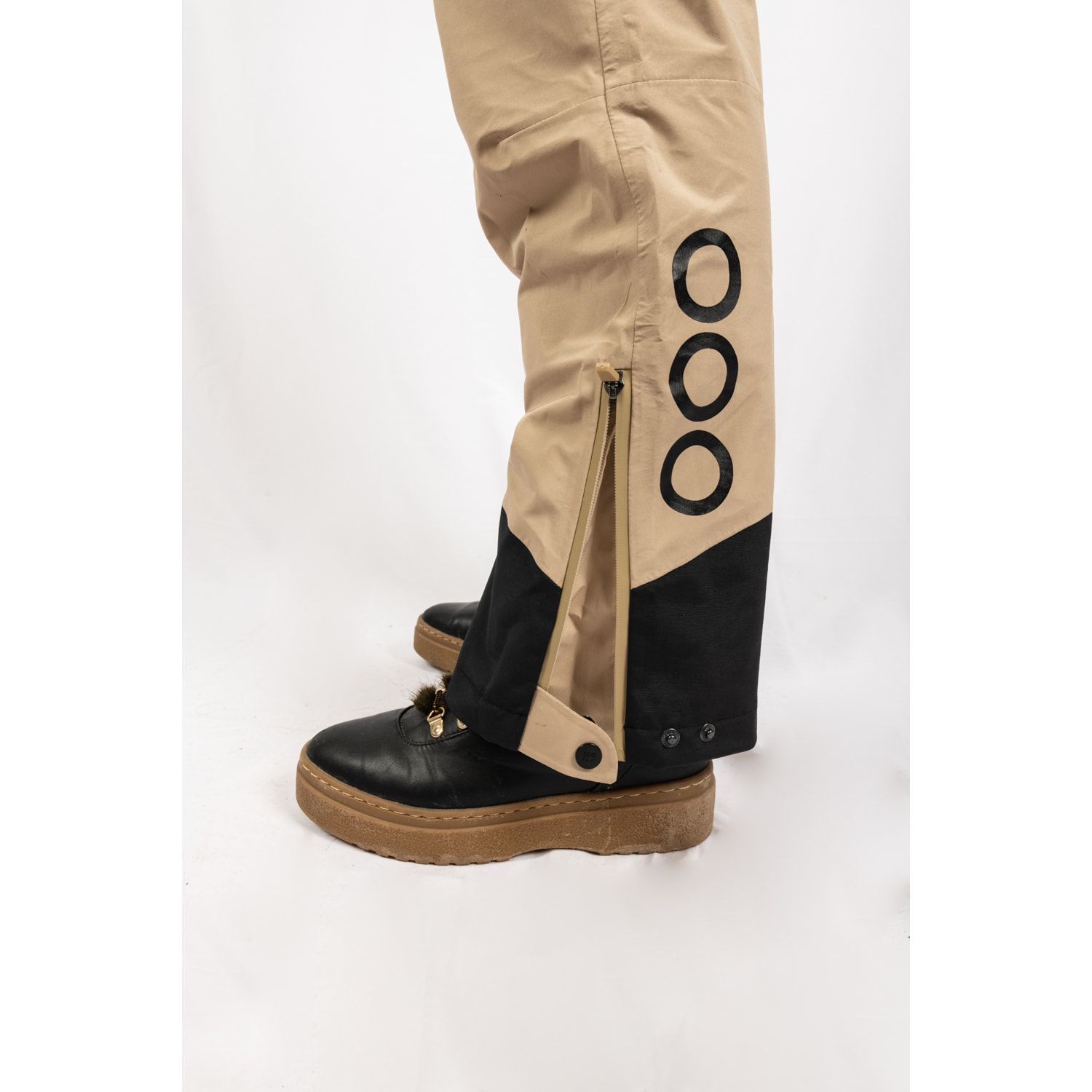 Pantalones ECOExplorer Pants Women dela marca ECOON - Beige