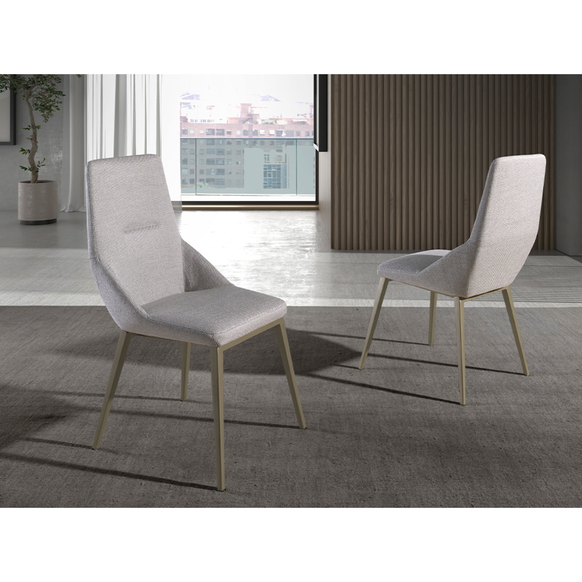 Silla con asiento y respaldo tapizados en tela gris claro patas de acero inoxidable en dorado metal 48x60x90cm