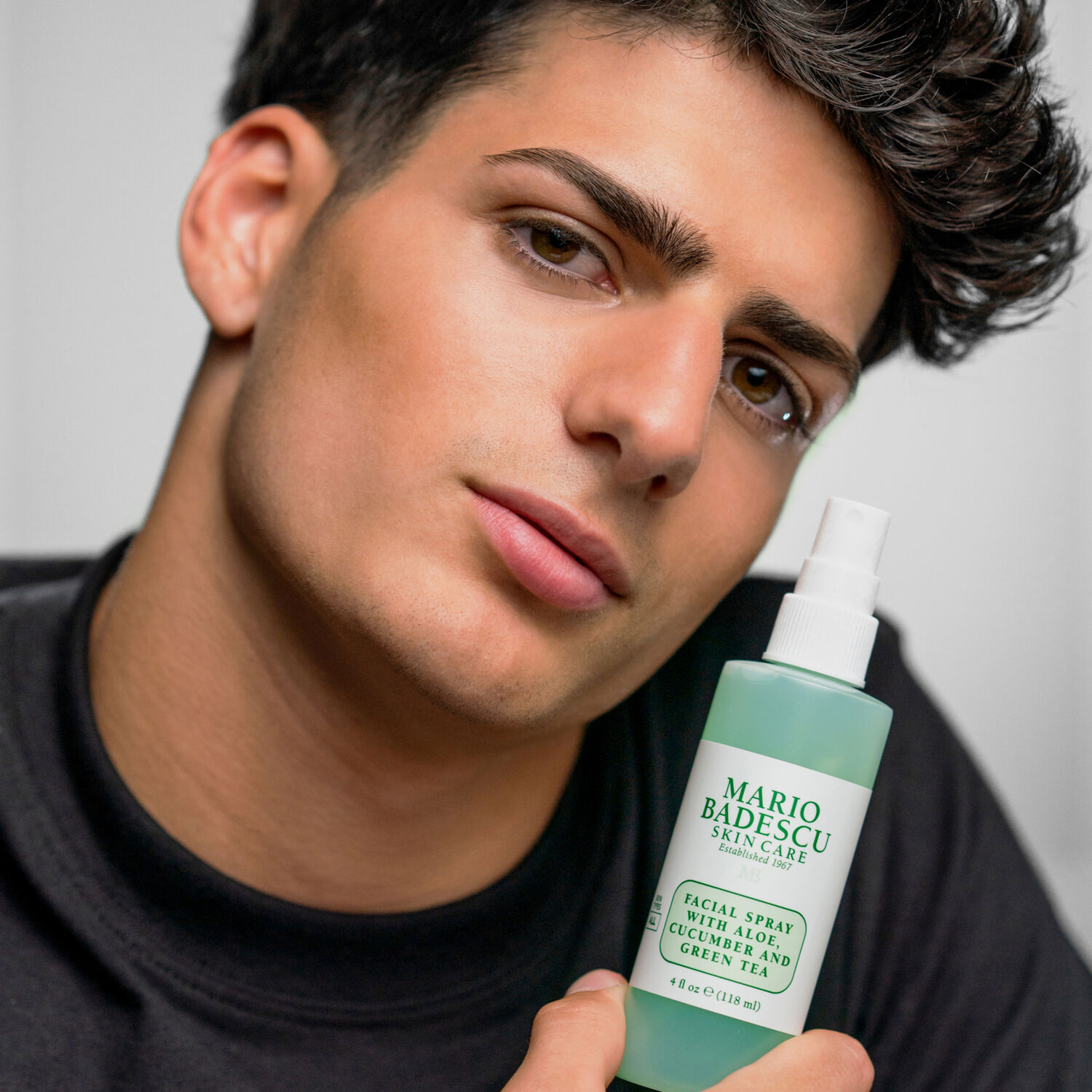 Facial Spray with Aloe, Cucumber & Green Tea - Spray visage à l'aloe vera, au concombre et au thé vert