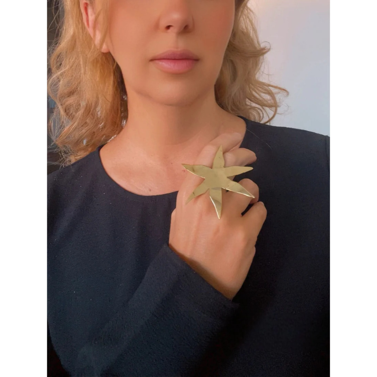 Anillo estrella XXL latón dorado