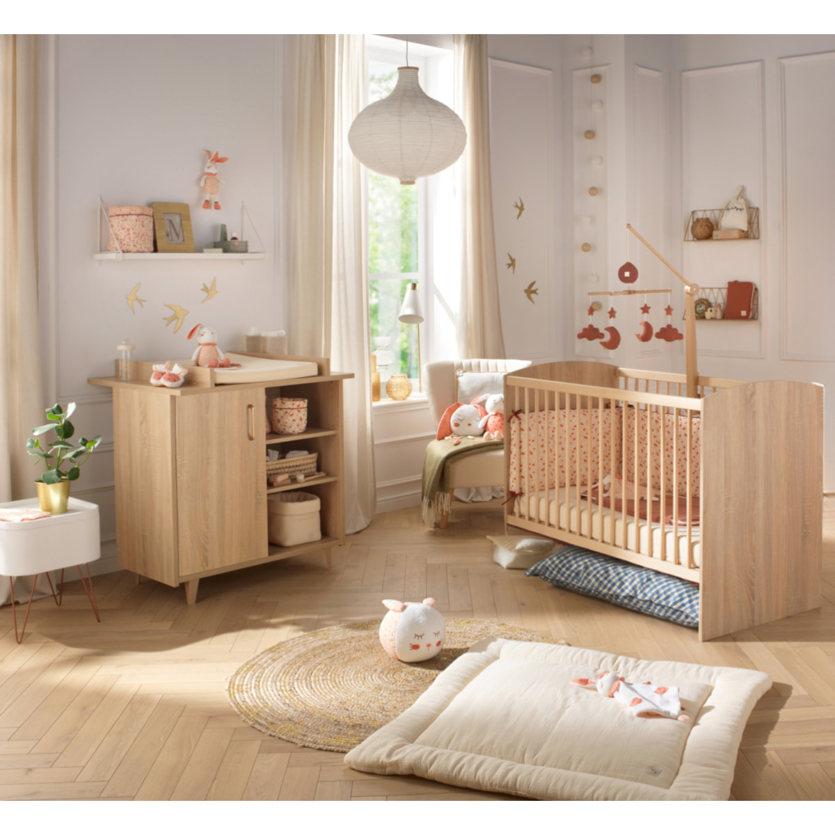 Chambre bébé complète: lit 120x60 et commode à langer