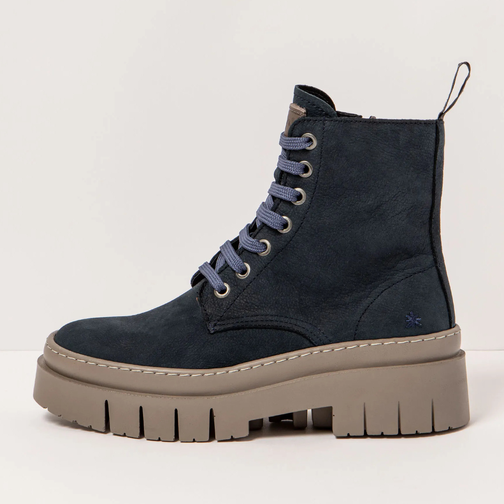 Botines 1953 NOBUCK NAVY/AMBERES color Navy