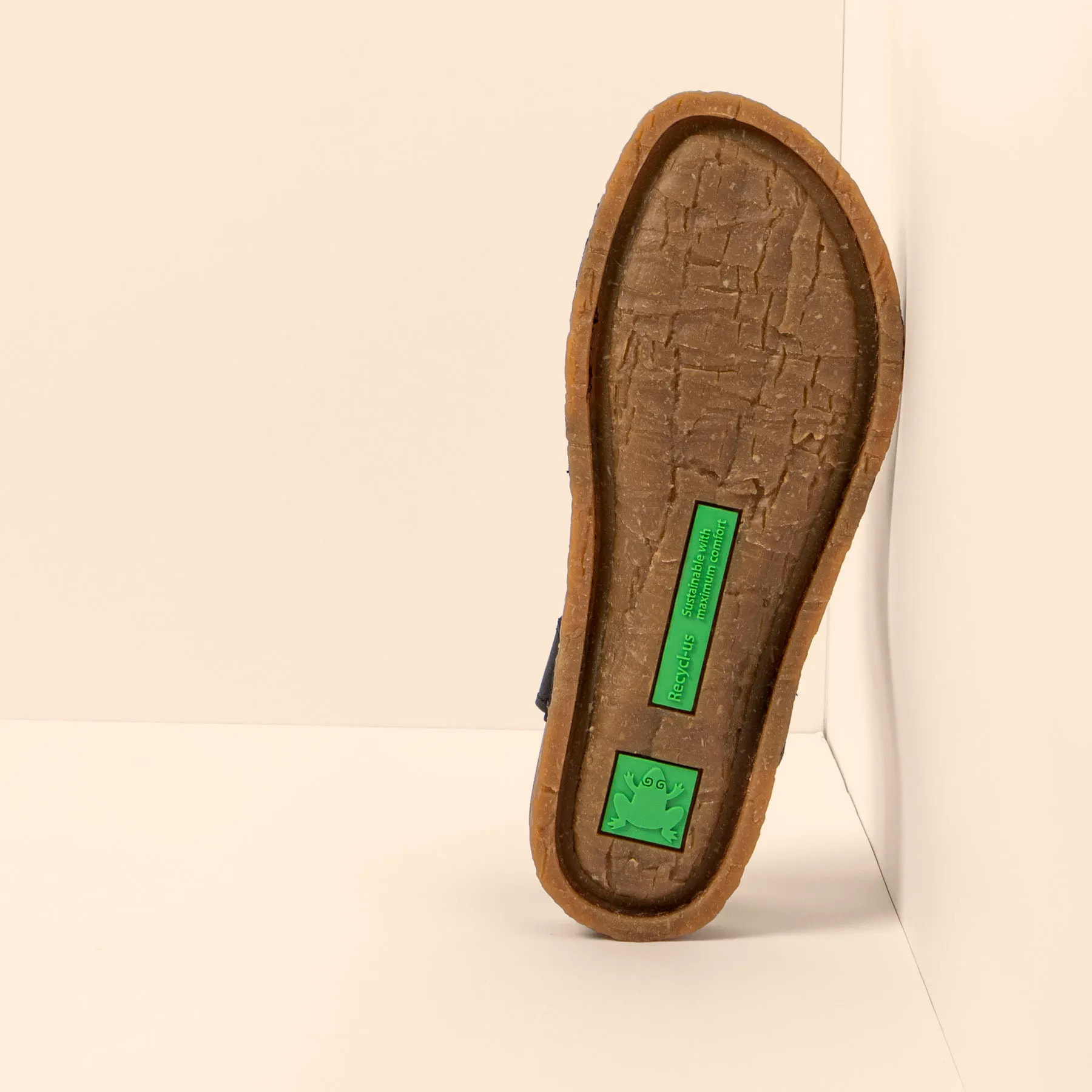 Sandalias N5819 WAX NAPPA-SILK BLACK /PANGLAO color Black