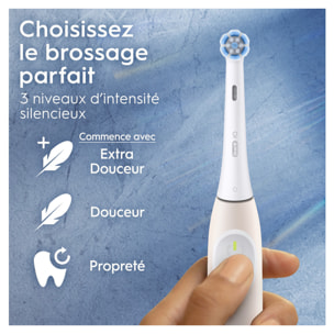 Oral-B iO2 Brosse À Dents Électrique Rose Clair