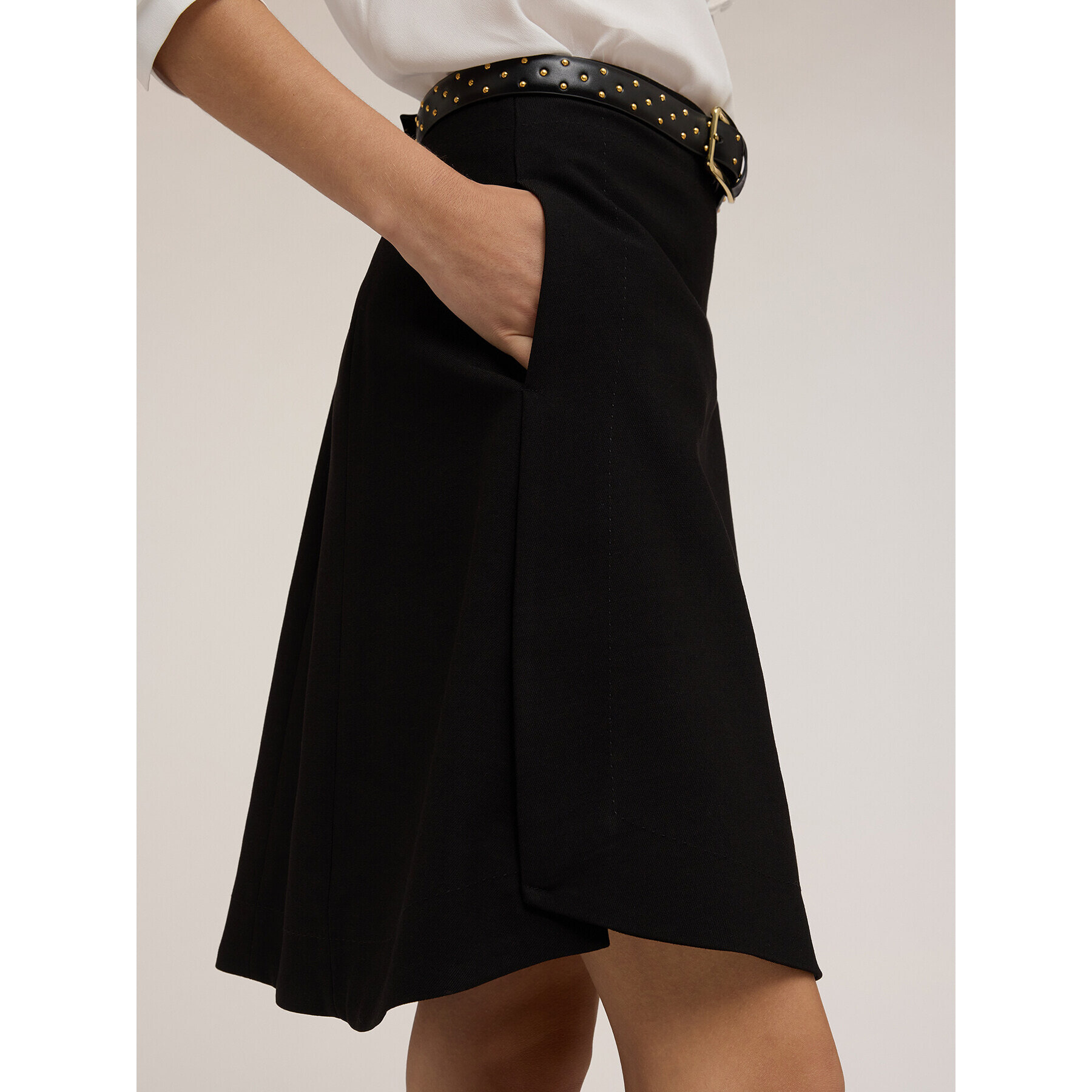 Motivi - Falda línea A con dobladillo asimétrico - Negro