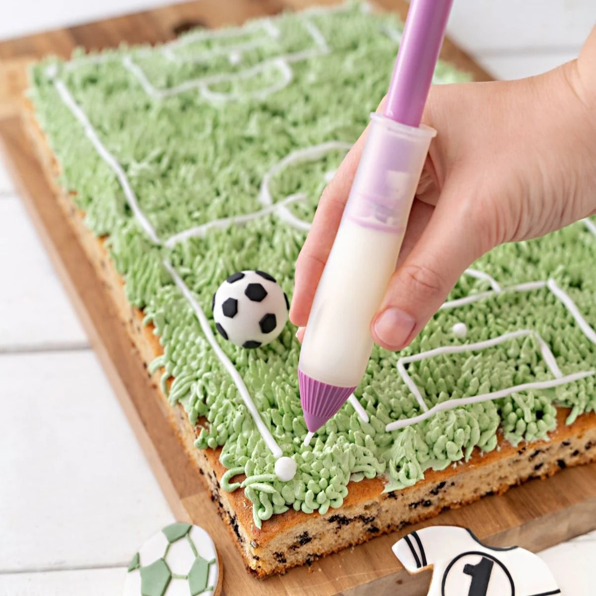 Set de poches à douilles, douille et stylo de décoration pour gâteaux Zenker Spécial Football