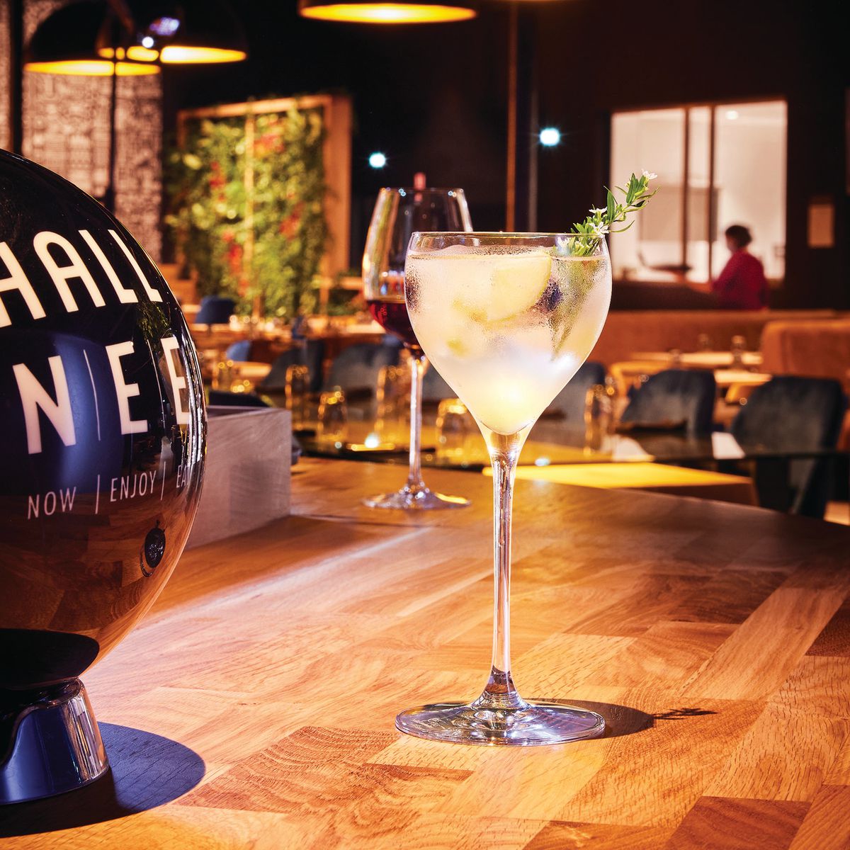 Ensemble de 12 verres à pied 26.5 cl