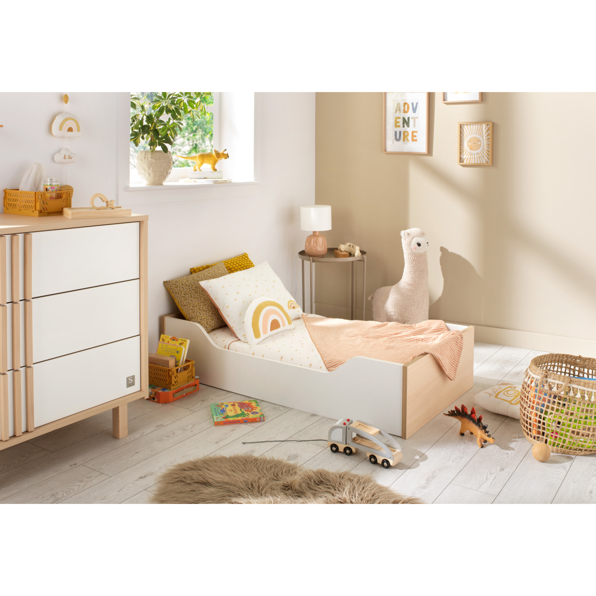 Lit évolutif 140x70 - Little Big Bed en bois décor chêne velours et balustres blancs